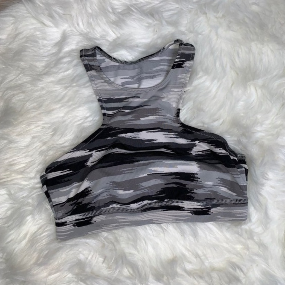 Aeroe sports bra